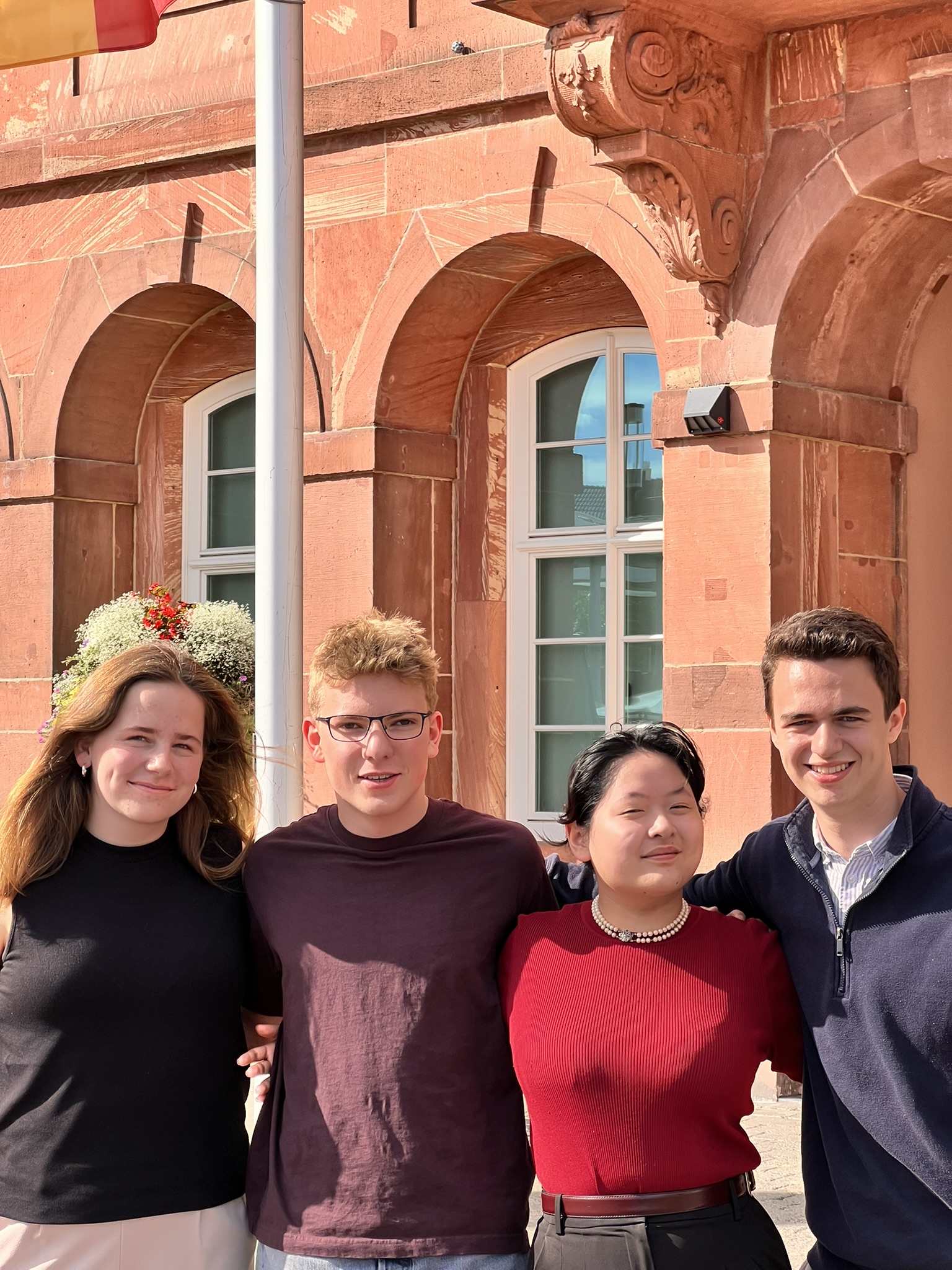 Luise Greiner, Bjarne Waiblinger, Britney Poon, Moritz Weiß (v.l.n.r.)